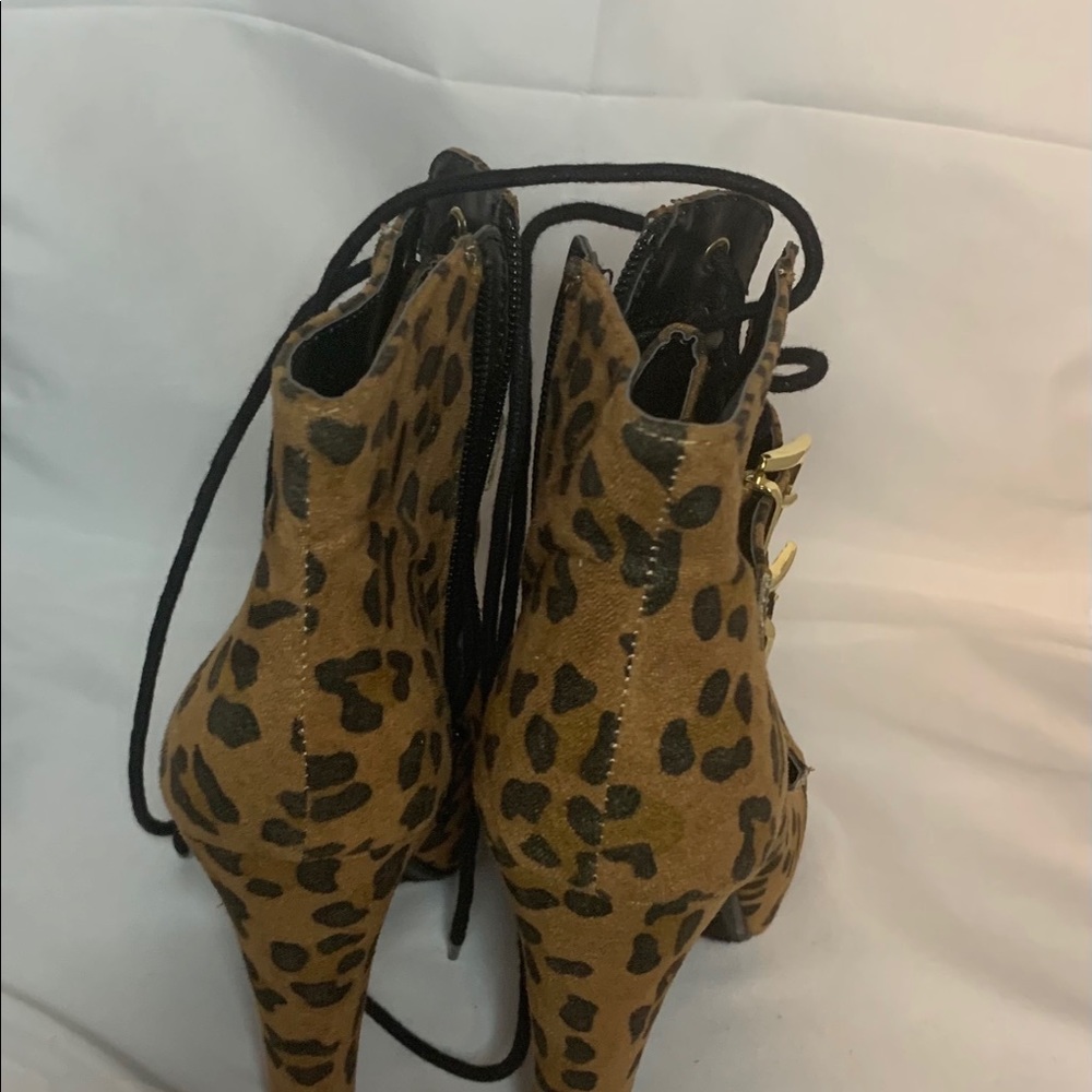 Leopard Print Bootie - Picture 3 of 4